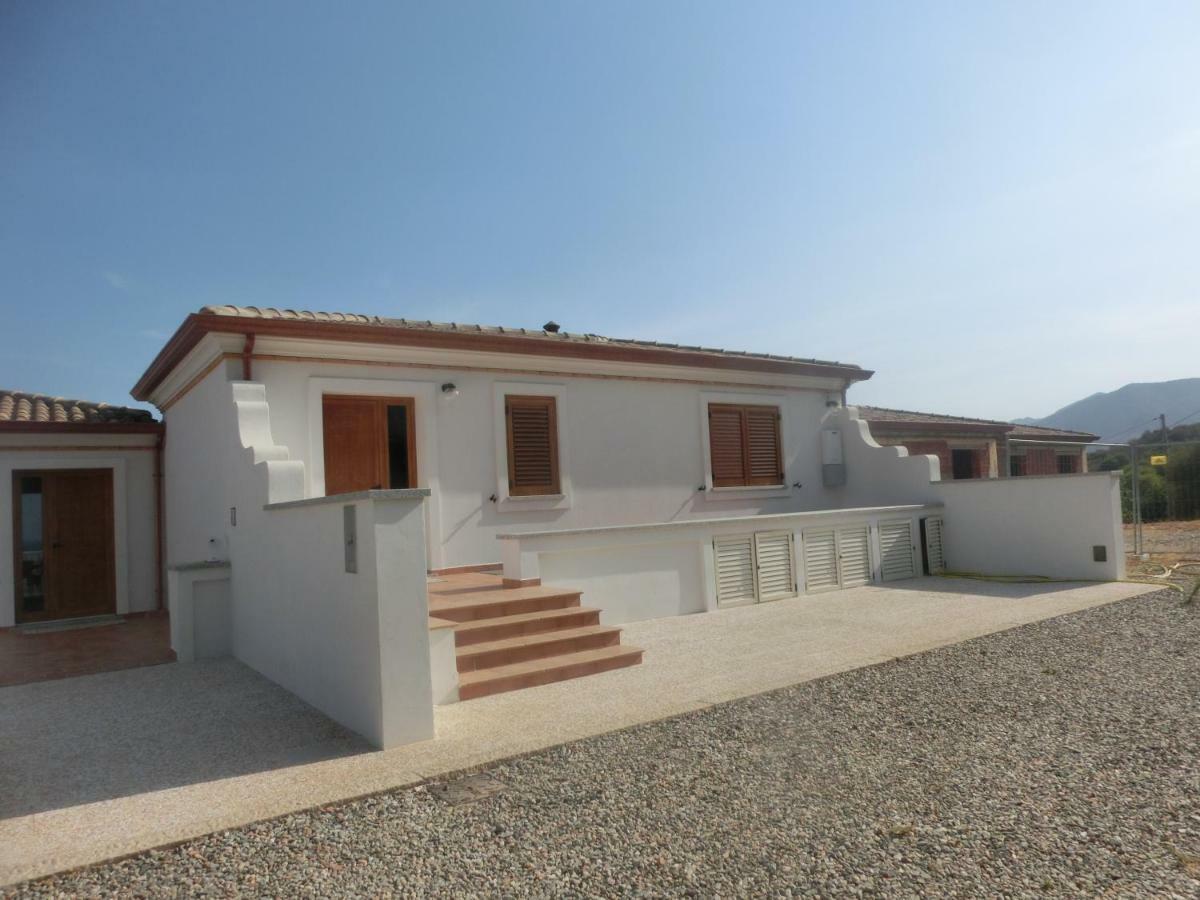 La Costa Est Villa Con Vista Mare In Ogliastra Sardegna แตร์เตนิอา ภายนอก รูปภาพ